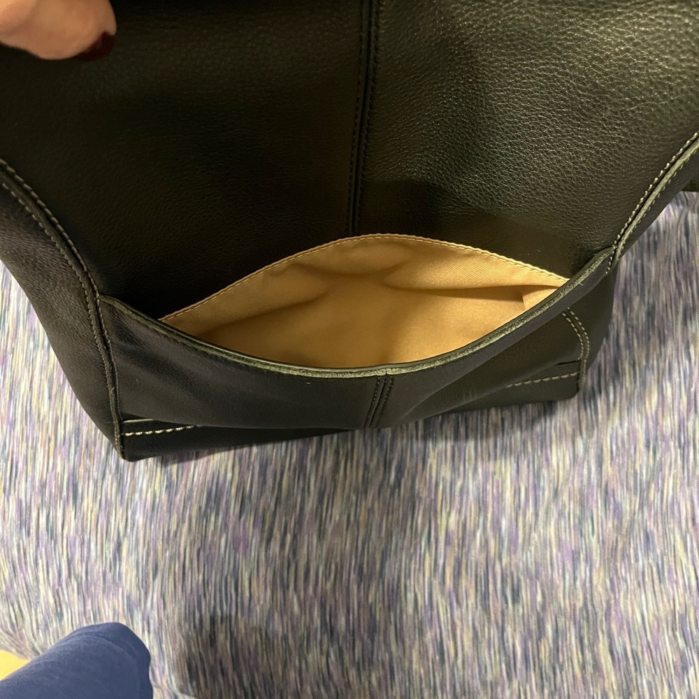 The Sak Sleek Black Leather Crossbody Bag - Picture 11 of 11